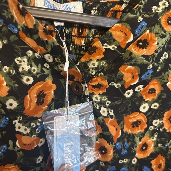 NWT Elsie & Zoey floral flowing top size L/XL - Picture 7 of 16